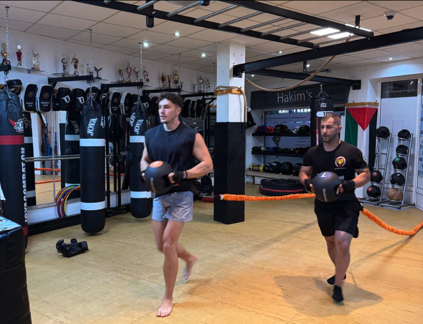Partner-Drill im Boxtraining