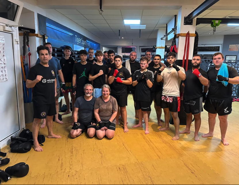 K1 Thaiboxen Gruppenfoto